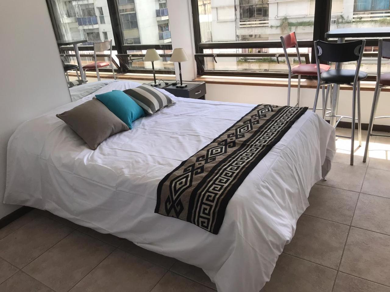 Apartamento Tango Pop Junto al Obelisco en 820 Avenida Corrientes Ciudad Autónoma de Ciudad Autónoma de Buenos Aires Exterior foto